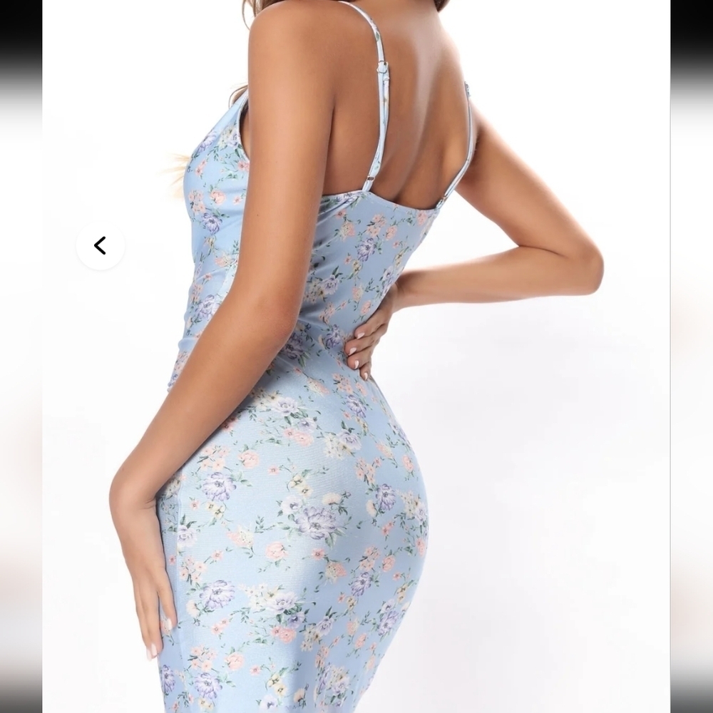 Iris light blue floral sleeveless cowl neck fitted midi dress - Picture 4 of 13
